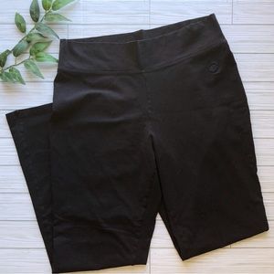 Patagonia lounge wear comfy flare bottom pants in black. Size L